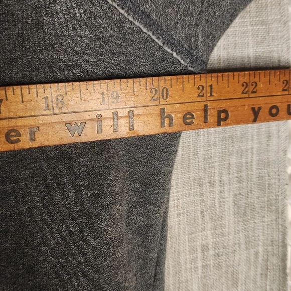 Calvin Performance Gray Sweatshirt - Picture 7 of 7